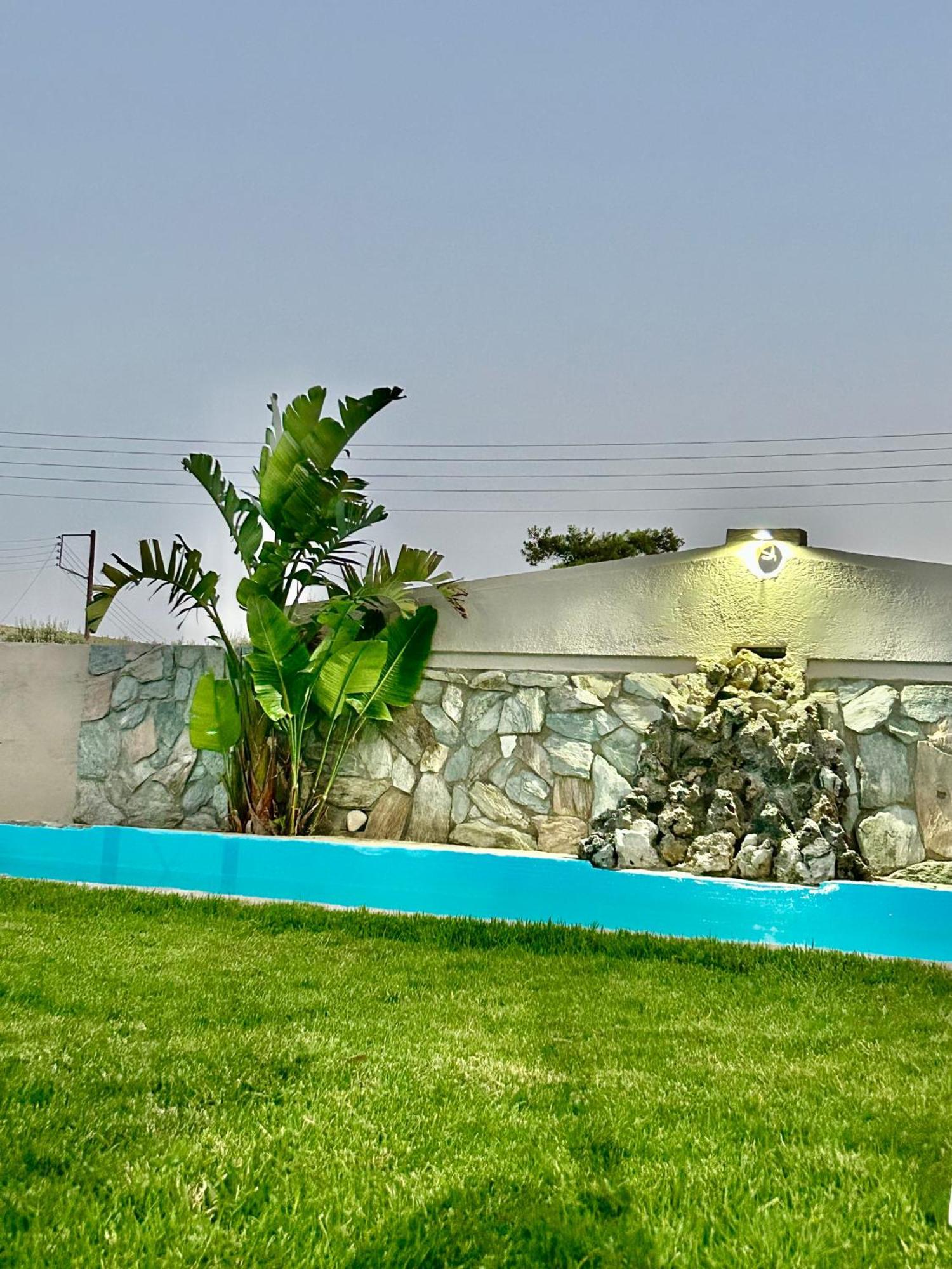 Dm Elegant And Charming Villa Foinikia  ภายนอก รูปภาพ