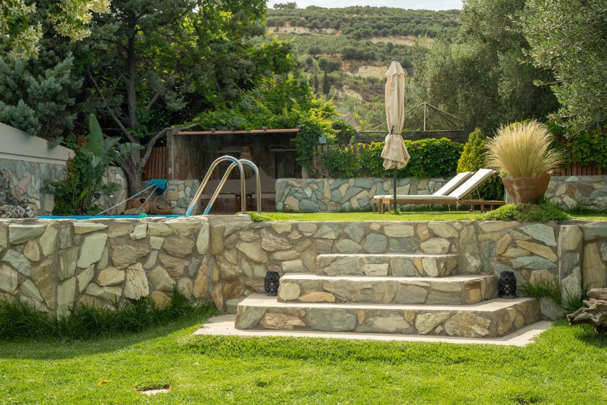 Dm Elegant And Charming Villa Foinikia  ภายนอก รูปภาพ