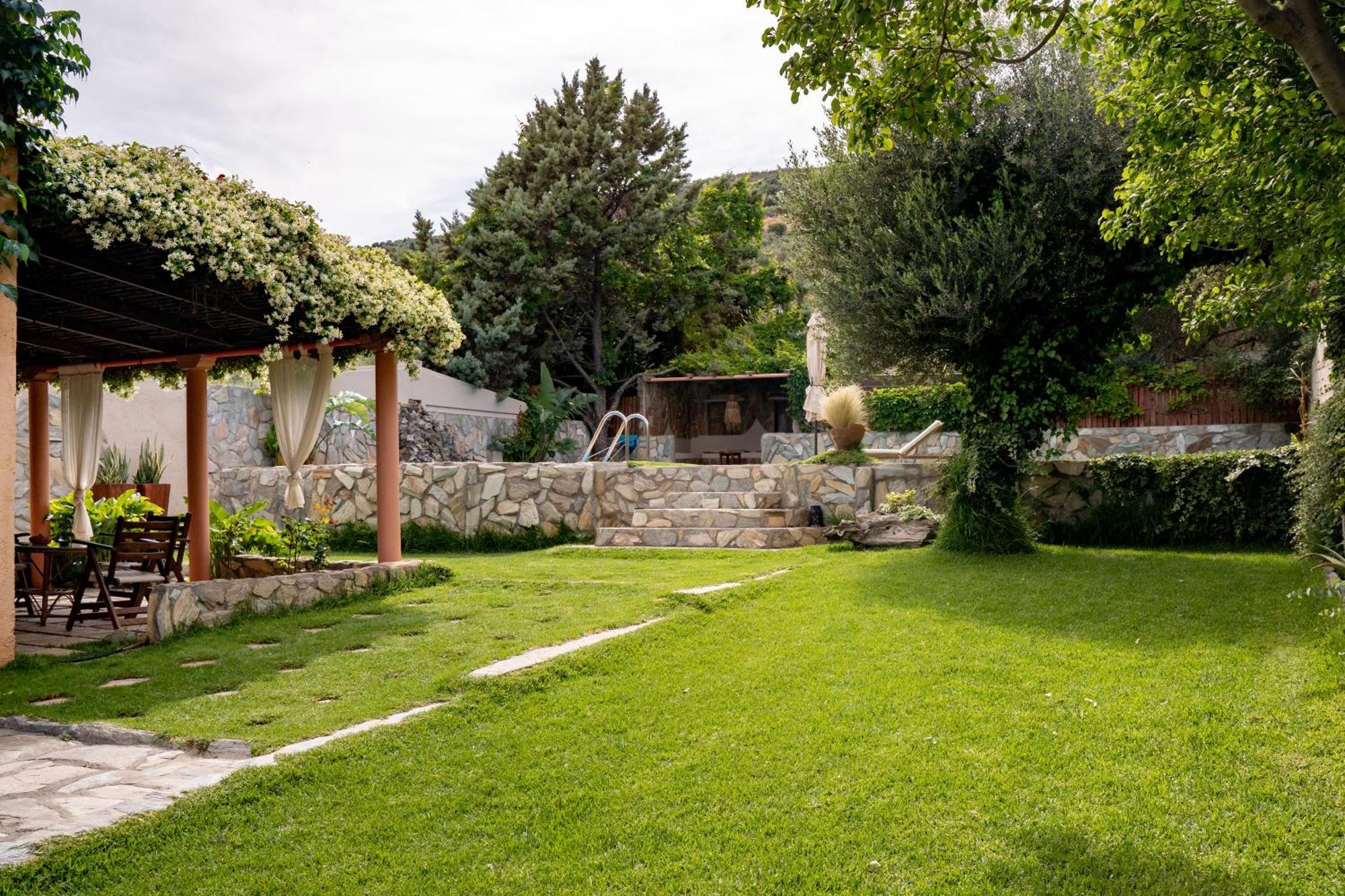 Dm Elegant And Charming Villa Foinikia  ภายนอก รูปภาพ